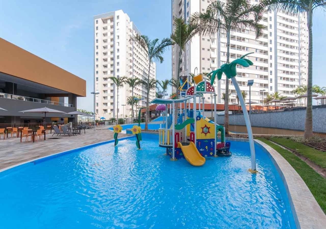 Hotel Confortável Com Muita Diversão Em